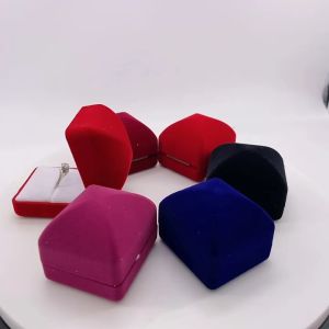 Kotak Cincin Bludru: Model & Harga