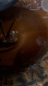 1KG ĐƯỜNG MÍA HÀ THỦ Ô GỪNG THẢO DƯỢC NẤU THỦ CÔNG - ĐẶC SẢN NGHỆ AN