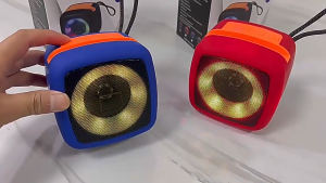 Protable Bluetooth Speaker Wireless Outdoor Speaker With Lanyard Rechargeable Subwoofer Small Speake