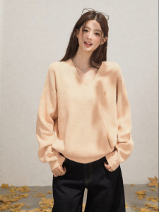 THROUS | Quần Áo Knitwear Cổ V Màu Mơ Đơn Giản Dài Tay