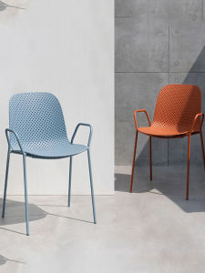 Nordic Plastic Hollow Dining Chair with Backrest Modern Minimalist Outdoor Recliner Iron Armrest Cafe Restaurant Chair