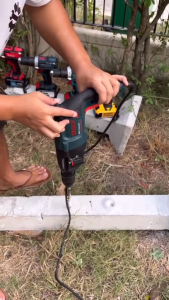 สว่านกระแทก Bo sch รุ่น GSB 16RE กำลังไฟ 750W แรงทุกพื้นผิว