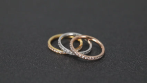 EAMTI Titanium Rose Gold Eternity Ring: A Perfect Gift for Special Occasions