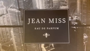 00 น้ำหอมหญิง น้ำหอมอ่อน ชุดน้ำหอม กล่องของขวัญ สำหรับผู้หญิง 30ml*3