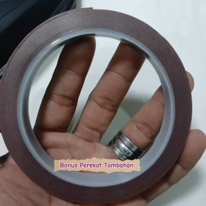 Cover Garnish Lampu Depan Mobil Calya 2019-2024 Hitam Doff