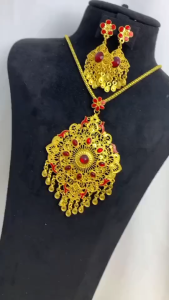 สร้อยสีทอง พลอยชมพู/แดง/เขียว/ใส เม็ดพลอยหลากหลายสี ราคาถูกที่สุด (ขายปลีก-ส่ง) สร้อยโชกเกอร์รำเซิ้ง/เจ้าสาว/เจ้านาง/ล้านนา/ลายไทย/ตกแต่งชุดไทย/ออกงานต่าง