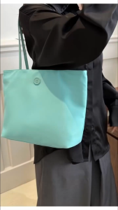 FURONG CHAOBAO กระเป๋าผู้หญิง เรียบง่าย สีพื้น สไตล์ลำลอง