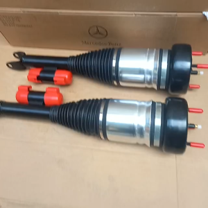 BÓNG HƠI LIỀN GIẢM XÓC TRƯỚC MERCEDES C300 2016. Bên lái hoặc bên phụ W205-A2053204768205 320 47 68
