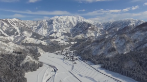 Hakkaisan Junmai Daiginjyo SAKE 八海山「純米大吟醸」1.8L (big bottle)