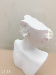 Khuyên tai  bạc Ý 925 Huệ Ngân - Cỏ bốn lá may mắn BT 0019