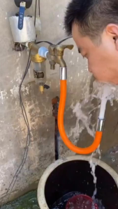 Ống nối dài vòi nước xoay 360° ống silicon tất cả các kết nối đồng