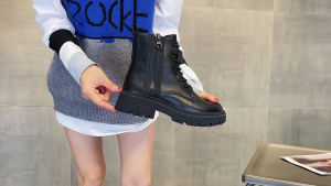 British style mid-length boots Handsome ankle boots PU front round toe low heel platform black womens boots