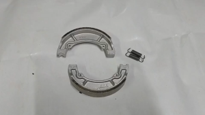 *คุณภาพดี*ผ้าเบรคหลัง TTW MIO FINO ไม่เปื่อยยุ่ยง่ายเมื่อใช้งานจริง