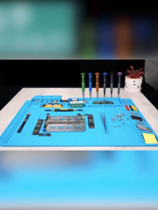 (คูปองส่งฟรี 40 บาท)แผ่นรองซ่อมกันความร้อน แผ่นรองซ่อมมือถือ แผ่นยางรองซ่อมสีฟ้า ซ่อมโทรศัพท์มือถือแผ่นความร้อนด้วยแม่เหล็ก / ไม่มีแม่เหล็ก 40*30cm/23*34cm