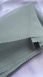 Hijab Polos Bella Square Lasercut/Hijab Instan Pollycotton