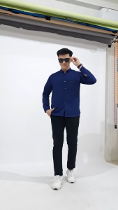 Baju pria dewasa Kemeja lengan panjang polos terbaru 2025 atasan pria vintage keren kasual & formal