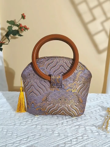 daidai (Ready Stock) Women Wooden handle Ring Shell Cheongsam Hanfu Antique Bag 木柄圆环贝壳手提包 旗袍汉服古风包包 祥云印花拉链流苏手拎包