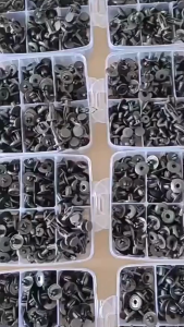 Baut Rivet Mobil Universal Clip 620 PCS 240Pcs Baut Klip Kancing Plastic Alat Cungkil Interior Mobil
