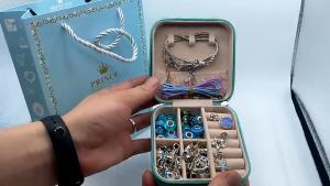 DIY Beaded Bracelet Set Bead Charms Set Kids Bracelet Jewelry Making Kit with Storage Box Girls Kids Birthday Present