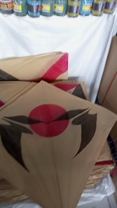 Layangan Biasa Ukuran 58 Kaku Rapih 100PCS