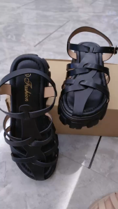 รองเท้าสาน รัดส้น ใส่สบายไม่เมื่อยเท้า ดีไซน์เก๋ แมทซ์ได้หลากหลาย ใส่ไปเรียนมหาลัยได้ #sy168