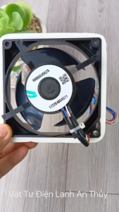 Quạt Tủ Lạnh HITACHI hãng KT 9cm x 9cm 3 Dây