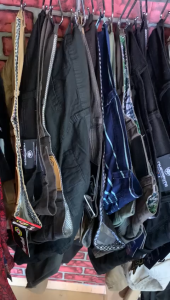REALPICT CELANA PENDEK PRIA / CELANA PENDEK JEANS / CELANA PENDEK COWOK / CELANA JEANS PENDEK BIRU PRIA / CELANA JEANS PENDEK BIRU PRIA SIZE 28-33- / CELANA JEANS PENDEK DENIM PRIA / DENIM PENDEK POLOS PRIA /JEANS PRIA /CELANA PENDEK /CELANA JEANS / JEANS