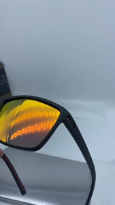 Sport laki-laki polarizasi kacamata matahari berputar kacamata matahari bayangan