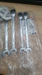 Cờ Lê vòng miệng hai chiều Total 8-21mm