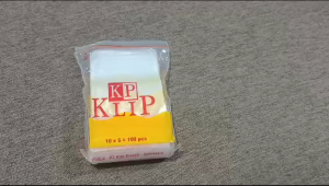 Plastik Klip/Zipper Uk 6x10 (KEMASAN MERAH & BIRU)