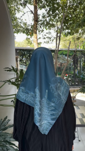 BISA COD-JILBABWANITACANTIK HIJAB DEENAY SERIES NAKANO TERBARU BY DEENAY -KERUDUNG SEGIEMPAT SIZE 115X115CM JILBAB PRINT-JILBAB KONDANGAN-KERUDUNG MODERN DEWASA