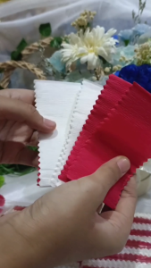 Kertas Krep Warna Warni: Dekorasi Pesta yang Menawan