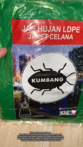 BEST QUALITY Jas Hujan Plastik Setelan Disposable Raincoat Kumbang LDPE