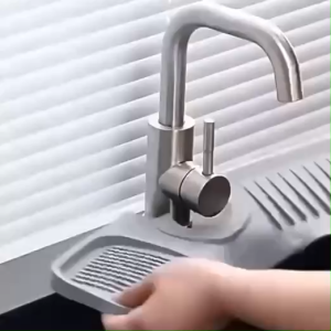 แผ่นซิลิโคนรองก๊อกน้ํา ซิลิโคนกันเชื้อรา เหมาะสำหรับอ่างล้างจาน อ่างล้างหน้า กระเซ็น ATTCH