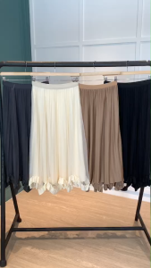 R5445 Reversible Scallop Ruffle Pleated Skirt