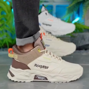 Sepatu Sneakers Pria Material Kulit Halus Sol PVC Ringan di Pakai Nyaman Cocok Untuk Semua Tema K42