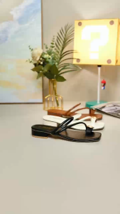COCO#LZ03 New Korean Elegant Flat Heels Sandals Women New Arrival