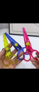 【SG Next Day Delivery】Bundle of 3 Safety Kid Scissors Round Head  for Pre-School Children Kids Student Fun Activity Stationery Art & Craft Gift