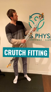 Ultra-Light Weight Underarm Cane Topang Kaki Arm Support Adjustable Height Tongkat Ketiak Shoulder Crutches 拐杖 1PAIR
