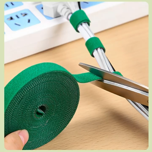 เทปตีนตุ๊กแก ( ยาว 1 เมตร ) ขนาด 10/12 mm สำหรับจัดระเบียบสายเคเบิลและสายไฟ Velco Tape