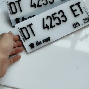 Variasi & Kualitas Suku Cadang Motor: Plat Nomor Motor Timbul