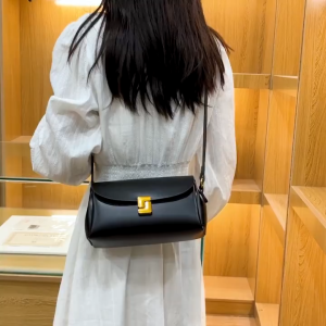 Tas Selempang Wanita MKONTOY Elegan PVC Hitam/Putih dengan Paperbag