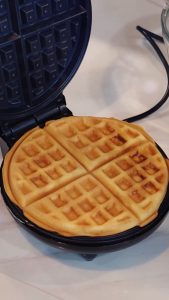 Russell Taylors Belgian Waffle Maker with Temperature ControlWM-25 (Stainless Steel)