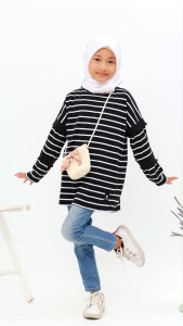 Applekidz Atasan Kaos Anak Perempuan  Tanggung Muslim Alvie