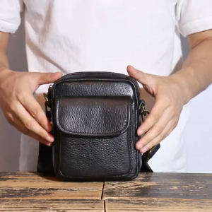 Tas Slempang Kulit Pria Tas Bahu Kecil Tas Kurir/ tas kulit sapi 100% GARUT