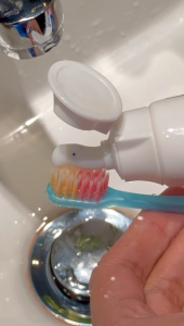 32CARE ® Snow White Smile - Xylitol Toothpaste for Adults: Sensitive Teeth Relief and Whitening Power