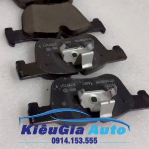Má phanh (Bố thắng) trước BMW 114i F20 F21 2012-2015 34116850568