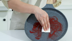 Innerwell Crepe Pan Nonstick 8/9.5/11 inch Comales Para Tortillas Griddle Pan for Stove Top Granite Coating Flat Pancake Pan Dosa Tawa PFOA FREE and Induction Compatible (Grey)