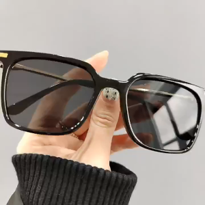 【GIAUSA】Tik Tok Fashion Trend Eyewear Shades for Men Style Metal Square Anti UV400 Sun Protection Korean Style Outdoor Summer Beach Driving Vintage Sunglasses for Women Original S80