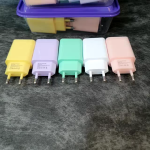 Batok Adaptor Charger Warna Macaron QP-0011 Output 2.0A 1 USB Non Fast